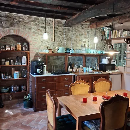 Del Capo Bed and Breakfast 3*